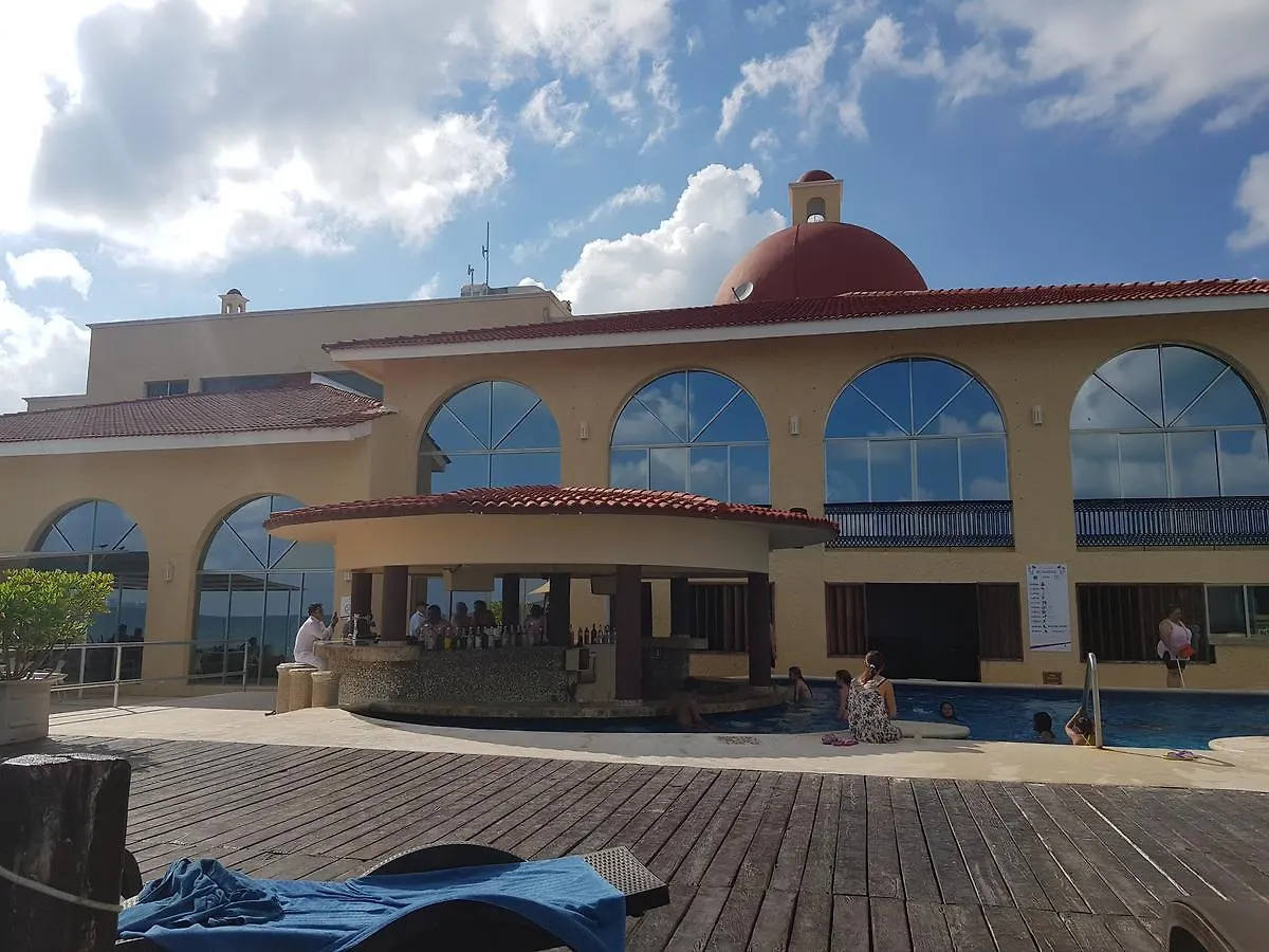 Suite Frente Al Mar كانكون 0*,