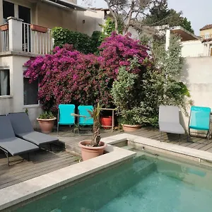 https://rsidence-des-abeilles.fr-provencehotel.com